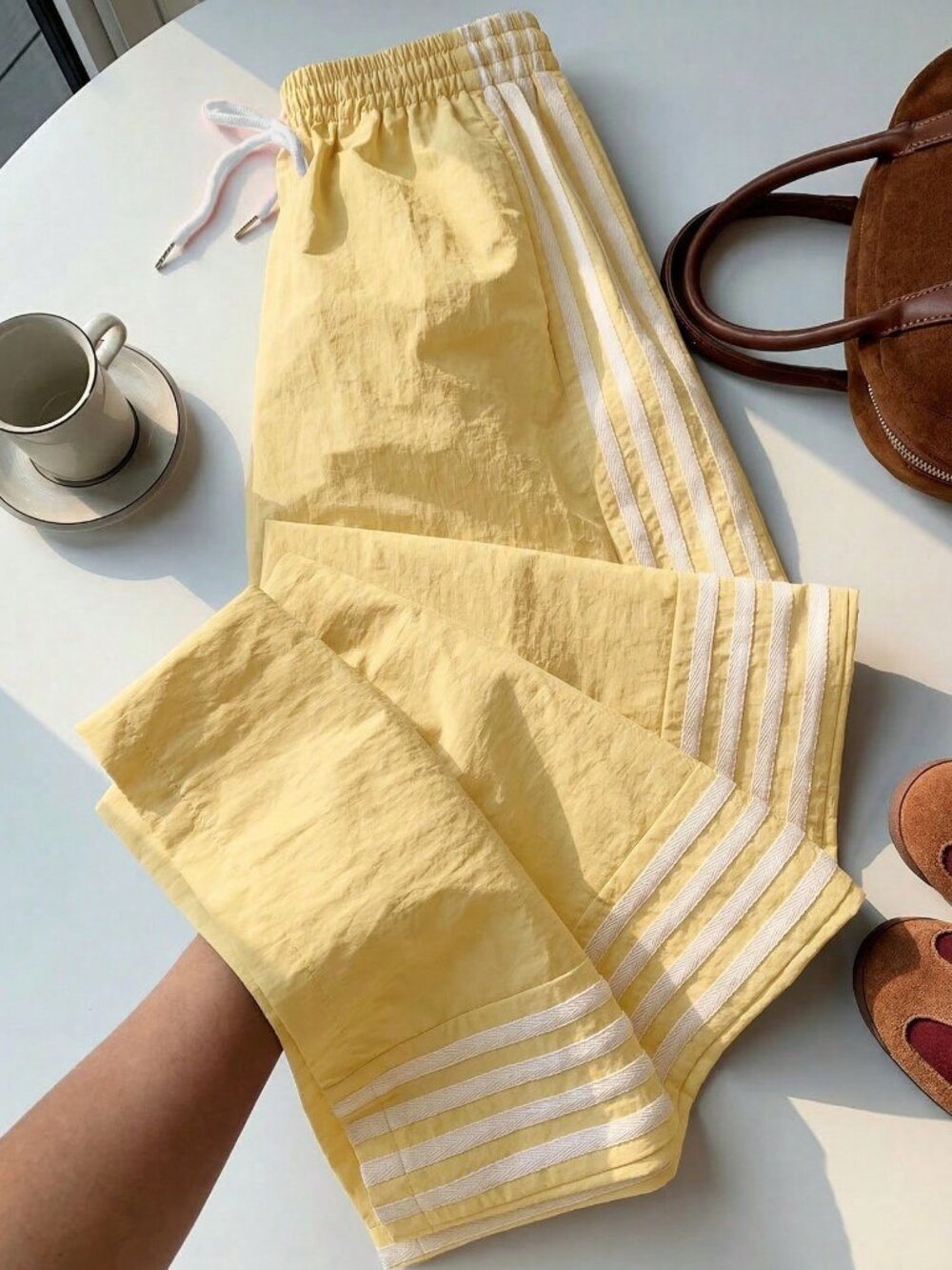 Yellow Casual Women's Side Stripe Elastic Waist Loose Sports Pants